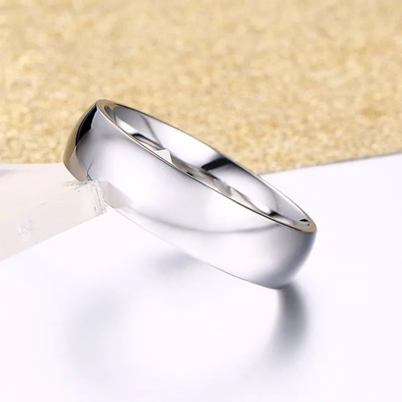 Aureon 18K Gold Band