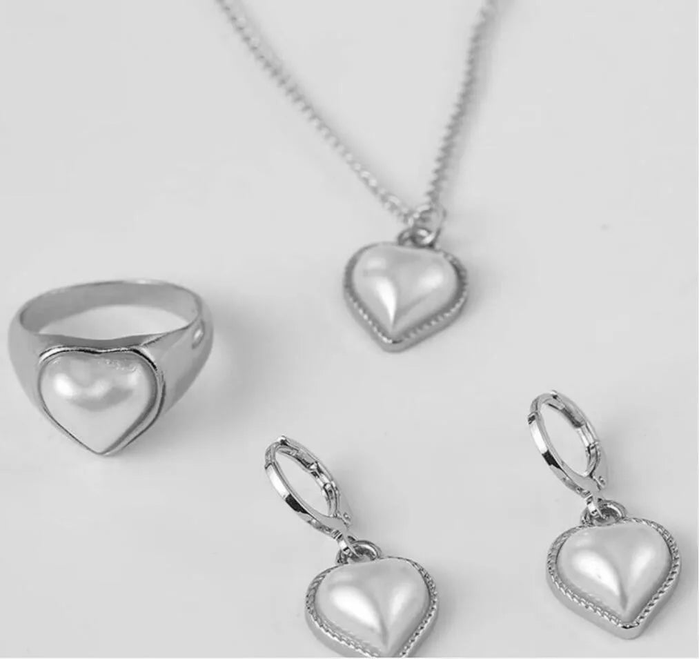Elowen Pearl Pendant